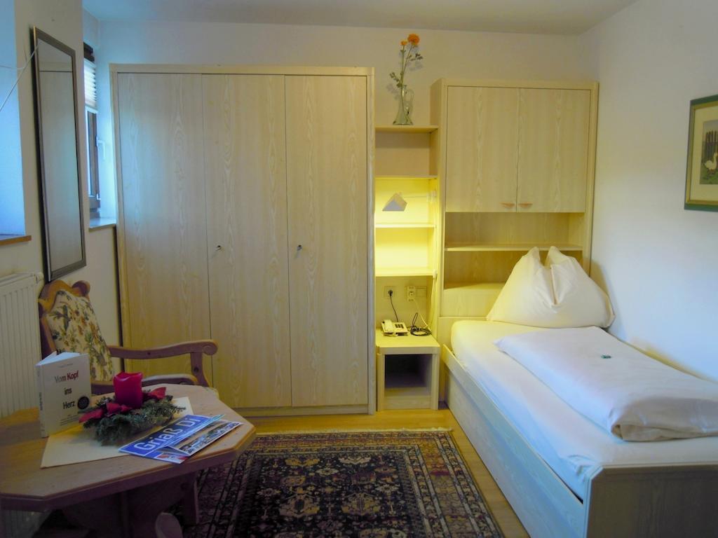 Hotel Garni Alpenland Altenmarkt im Pongau Rom bilde
