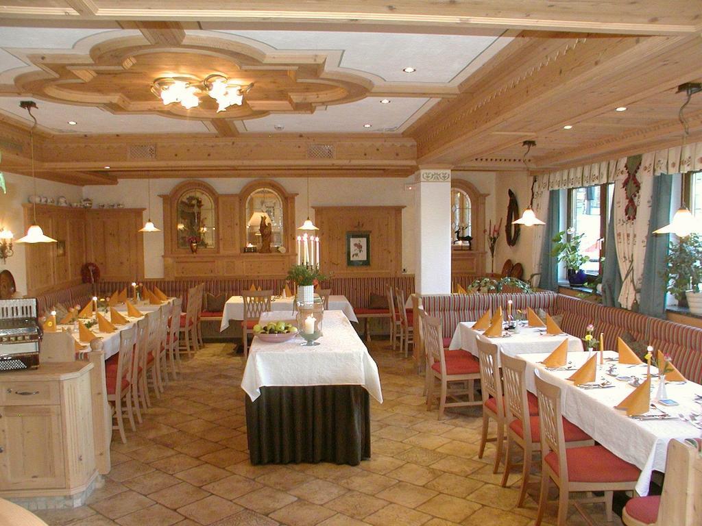 Hotel Garni Alpenland Altenmarkt im Pongau Eksteriør bilde